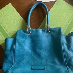 Marc Jacobs blue hand bag with detachable shoulder strap